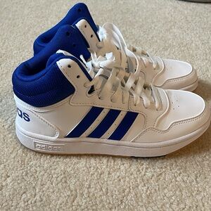 New without tags, Adidas Hoops Mid Shoes, Size 3